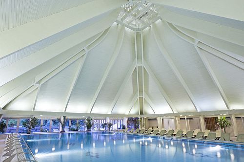 Swimming pool in Heviz - thermal hotel in Heviz Hungary - wellness weekend in Hungary