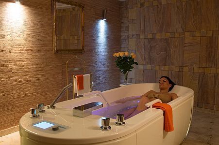 Wellness treatments of Hotel Aquarell in Cegled - hydromassage