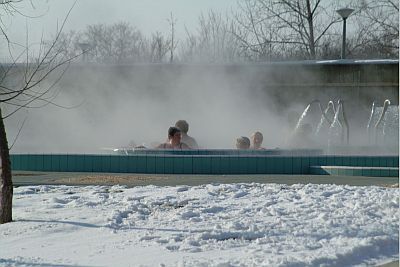 Medical water in the Thermal Spa - Aqua Lux Cserkeszolo 3*