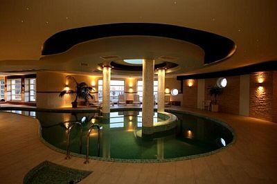 Wellness centre in Hotel Kikelet - indoor pool - jacuzzi - wellness weekend in Pecs