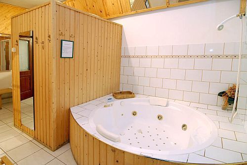 Panorama Pension Eger - Hungary - Bath room Pension Panorama Eger