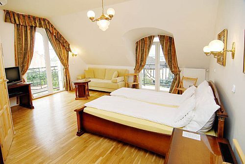 Rooms at affordable price at the elegant and romantic pension in Eger, Panorama Pension