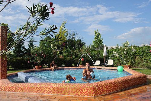 Outdoor children pool in Fabulous Shiraz Hotel in Egerszalok - wellness packages at discounted prices in Shiraz hotel 