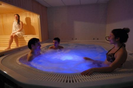 Aphrodite Wellness Hotel Zalakaros - Aphrodite Hotels Jacuzzi for spa weekend